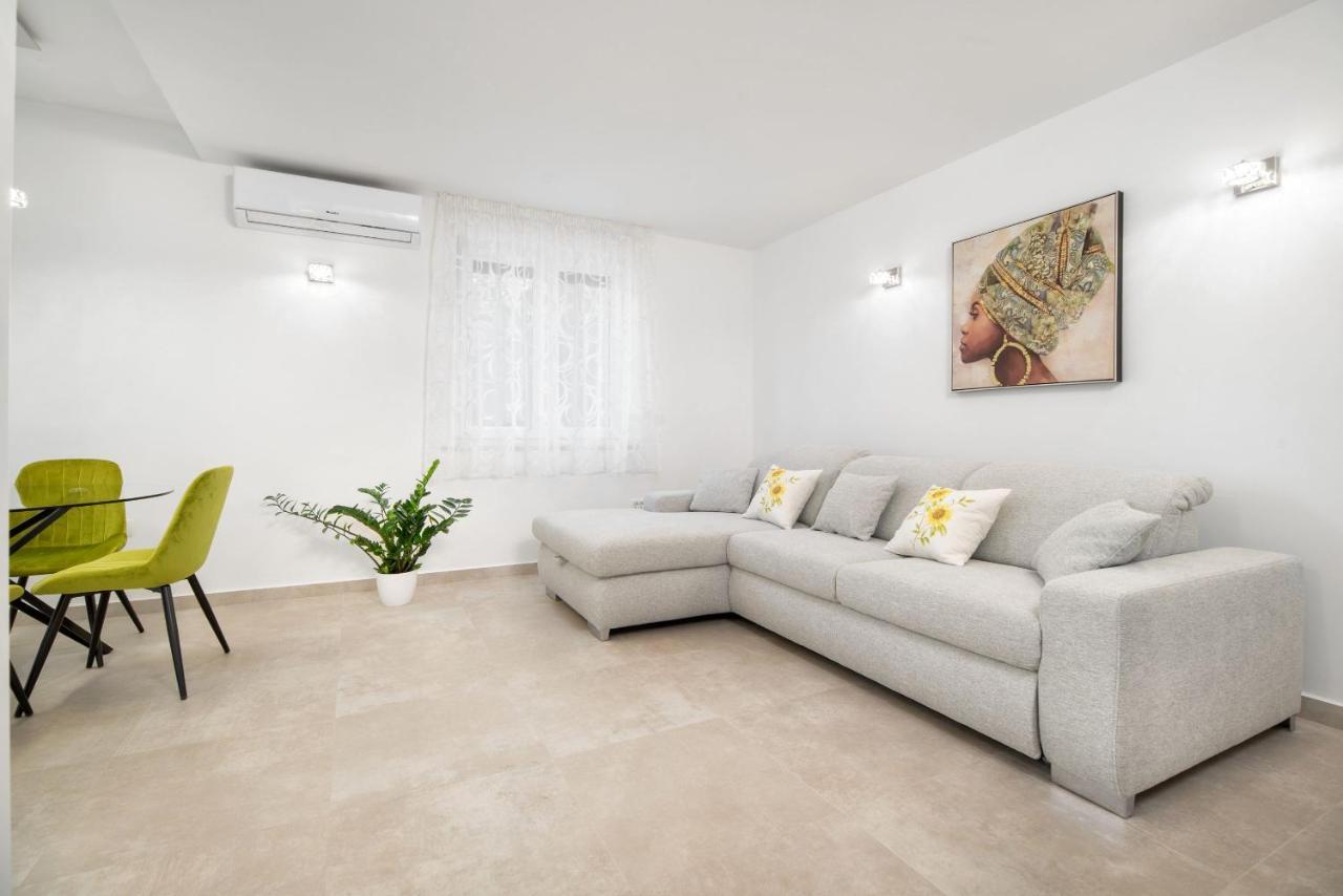Apartment Amadeo Split Exterior foto