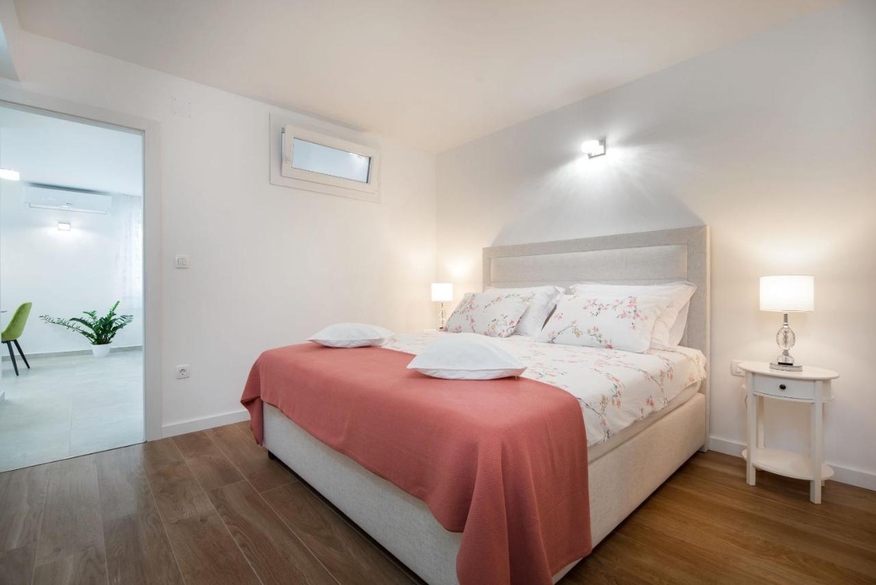 Apartment Amadeo Split Exterior foto